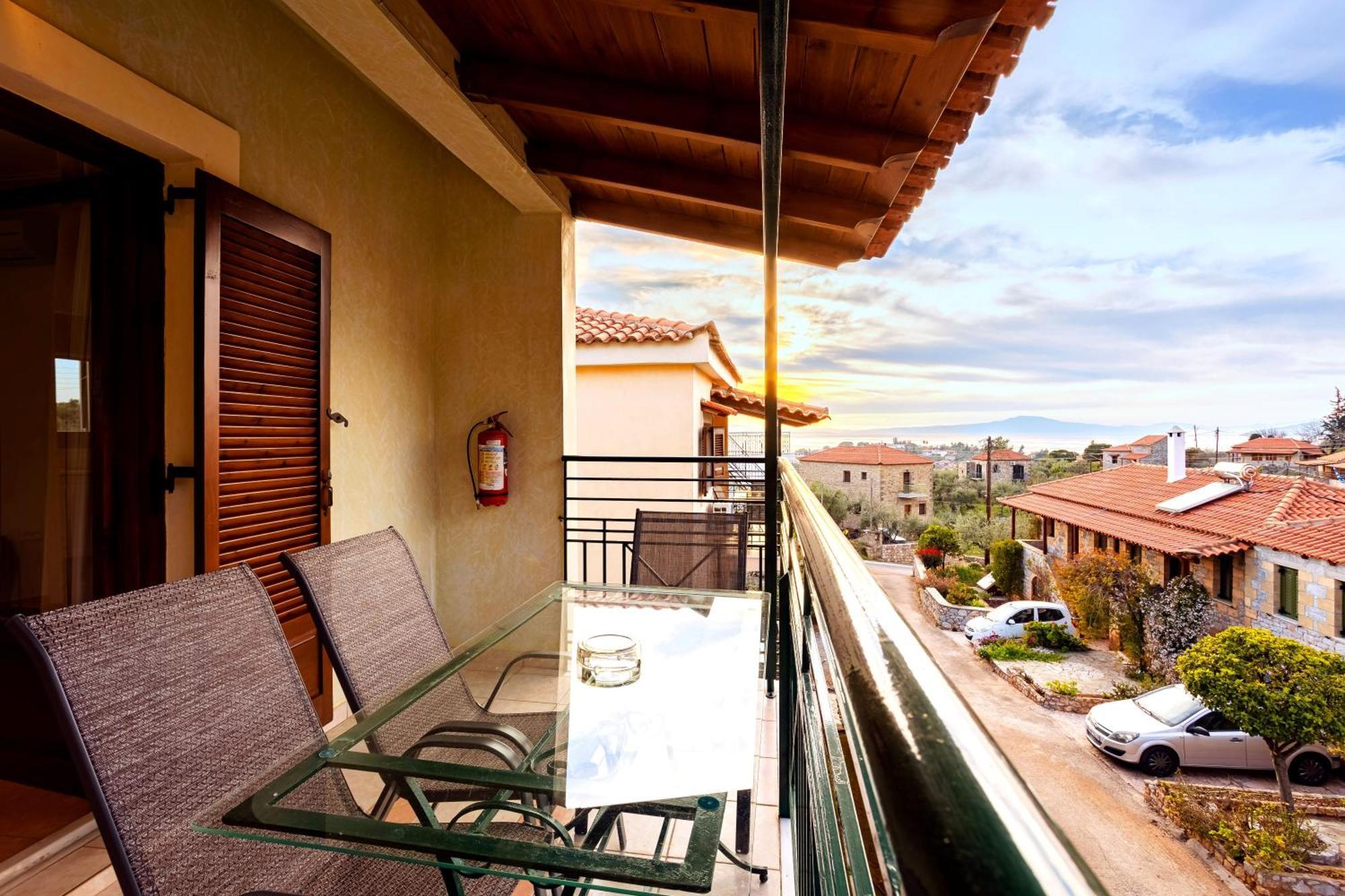 Stoupa Serene Nests - Spitiko Getaway Εξωτερικό φωτογραφία